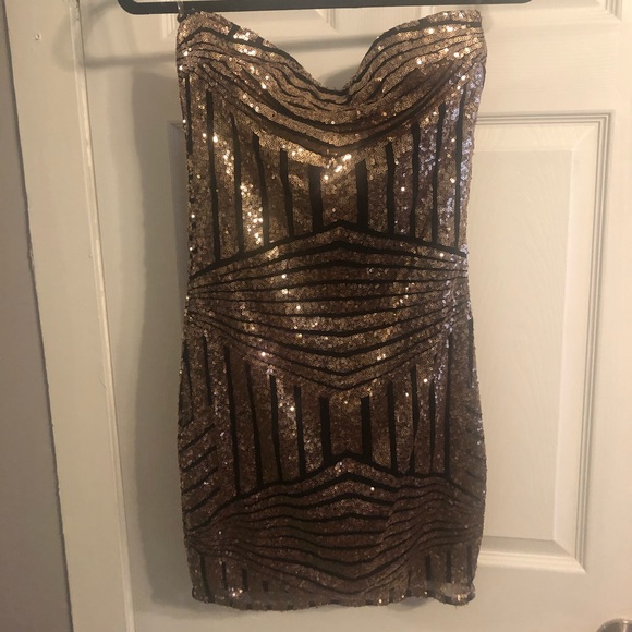 AKIRA Dresses & Skirts - Rose Gold Sequin Party Dress